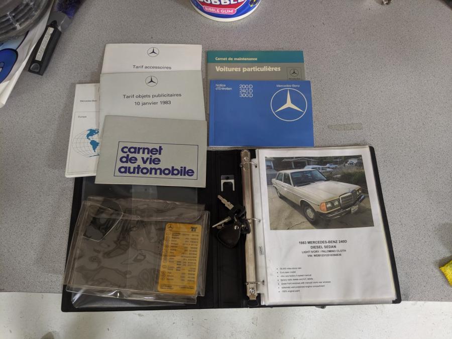 Сервисные книги Mercedes-Benz 240 D (Bm.123.123) 1983 года  (EU) (фото 80 из 80)